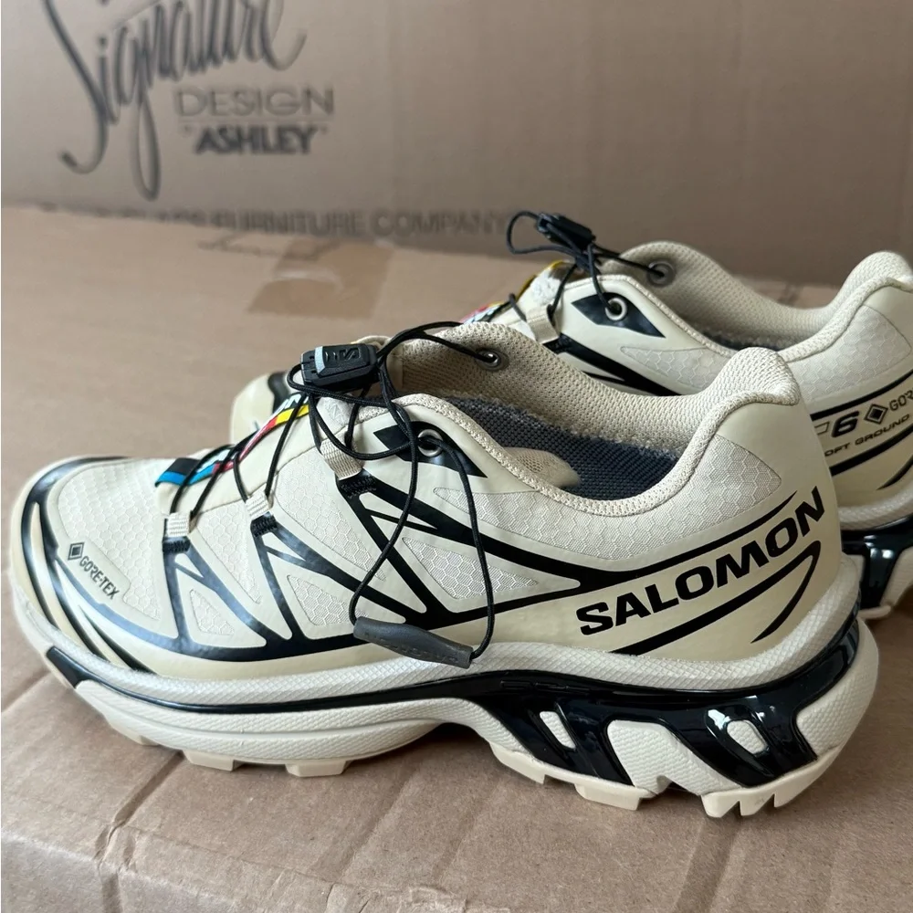 Salomon Men's Beige White Black Athletic Shoes with Yellow & Blue Accents